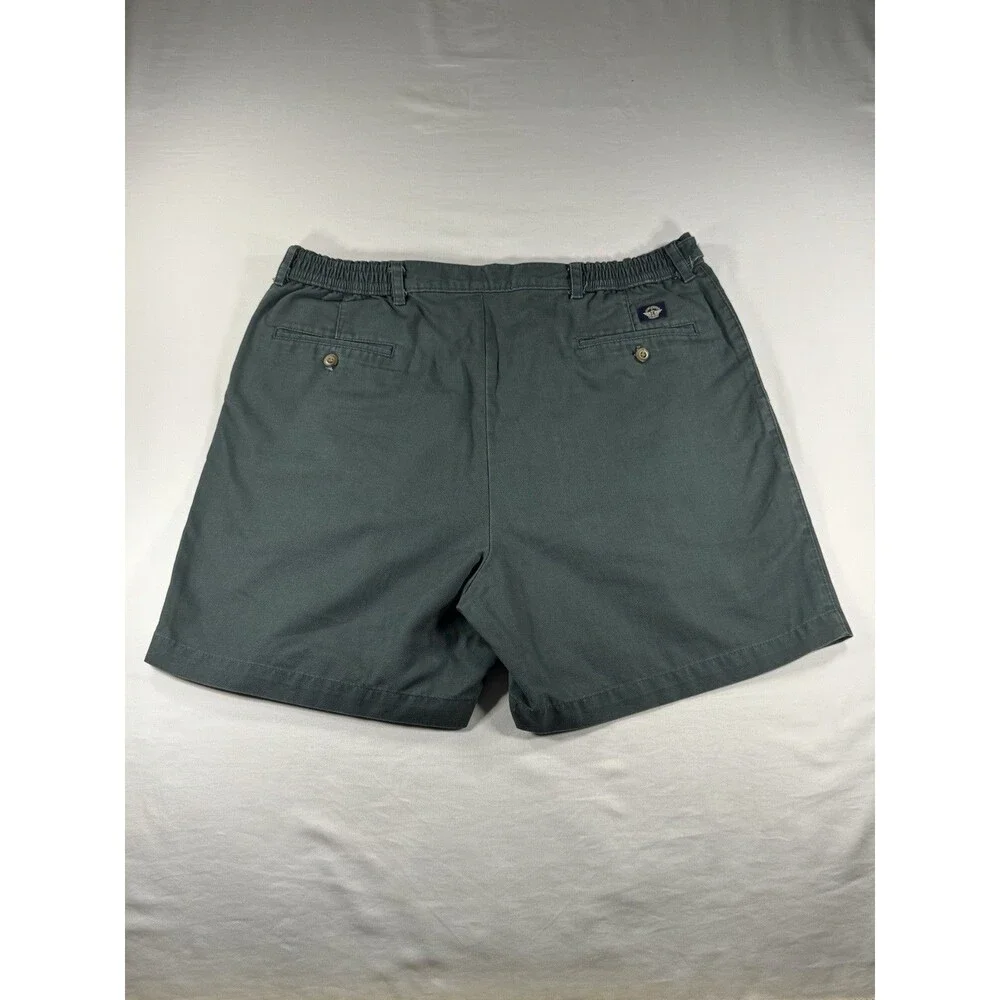 VTG 90s Dockers Khakis Men’s 36 Dark Green Pleated Chino Shorts Solid Cotton